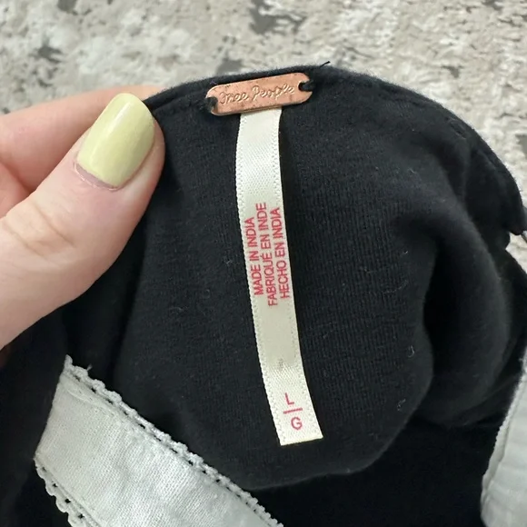 Free People Two-Tone Crop Tank Top Size Large - Picture 6 of 6